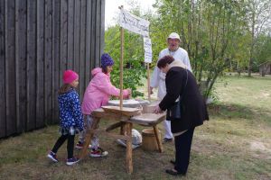 Pożegnanie lata w Skansenie w Maurzycach, galeria zdjęć